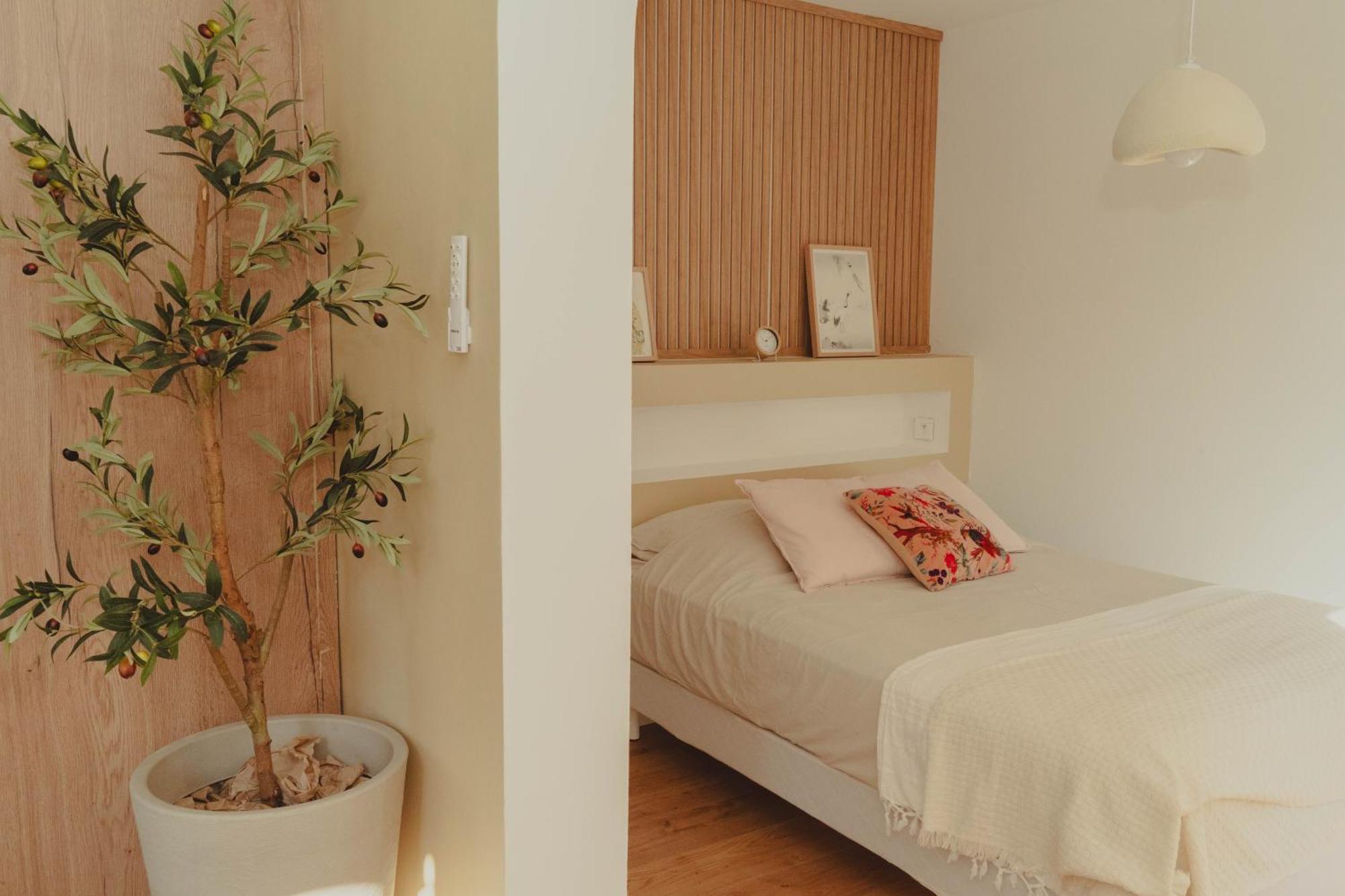 Au Coeur De Hyeres, Ideal Pour Les Couples ! Exterior foto